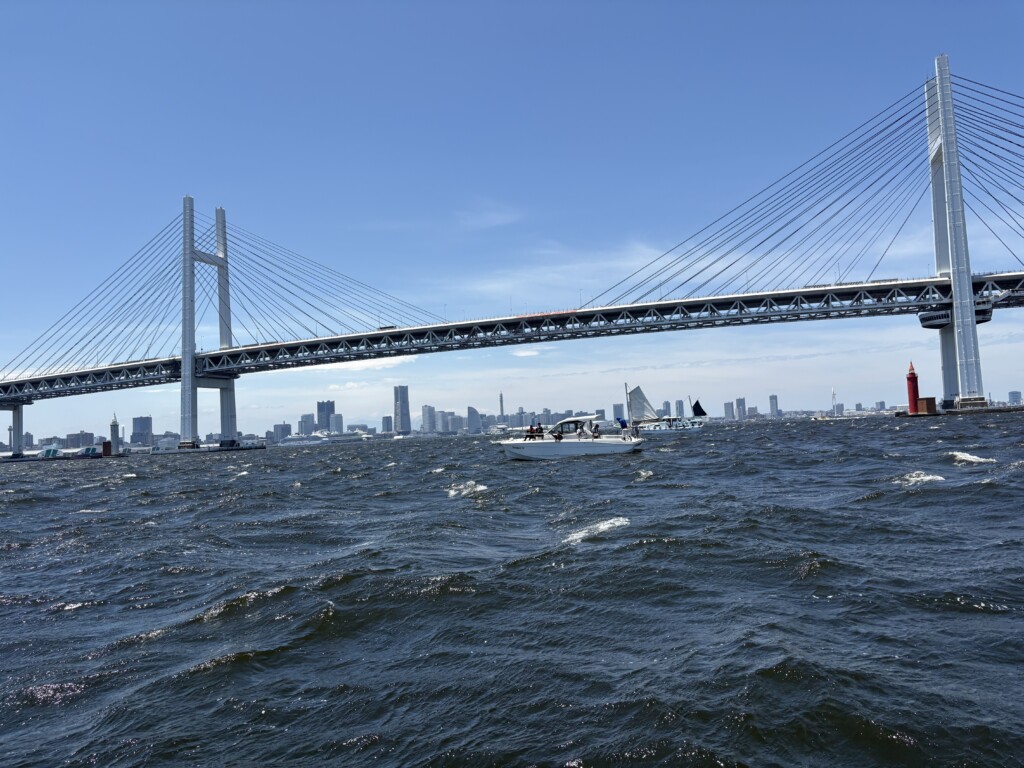 横浜港